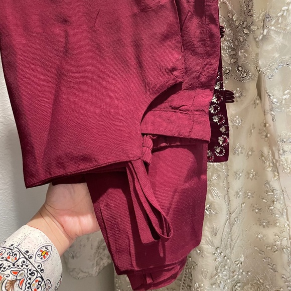 Republic womenswear (Un Oillet) from Claire de lune wedding collection - Picture 9 of 9